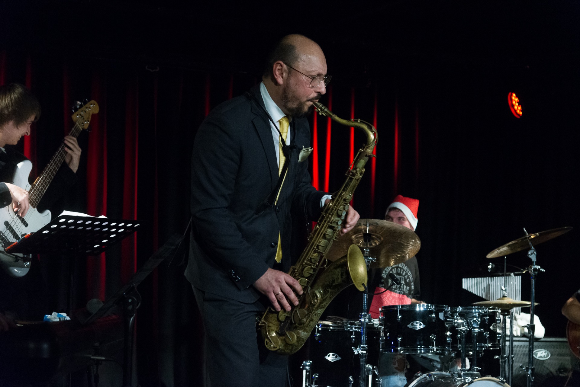 Vianočný jazzový koncert SKDK Bandu pod vedením Mila Suchomela - Obrázok 5