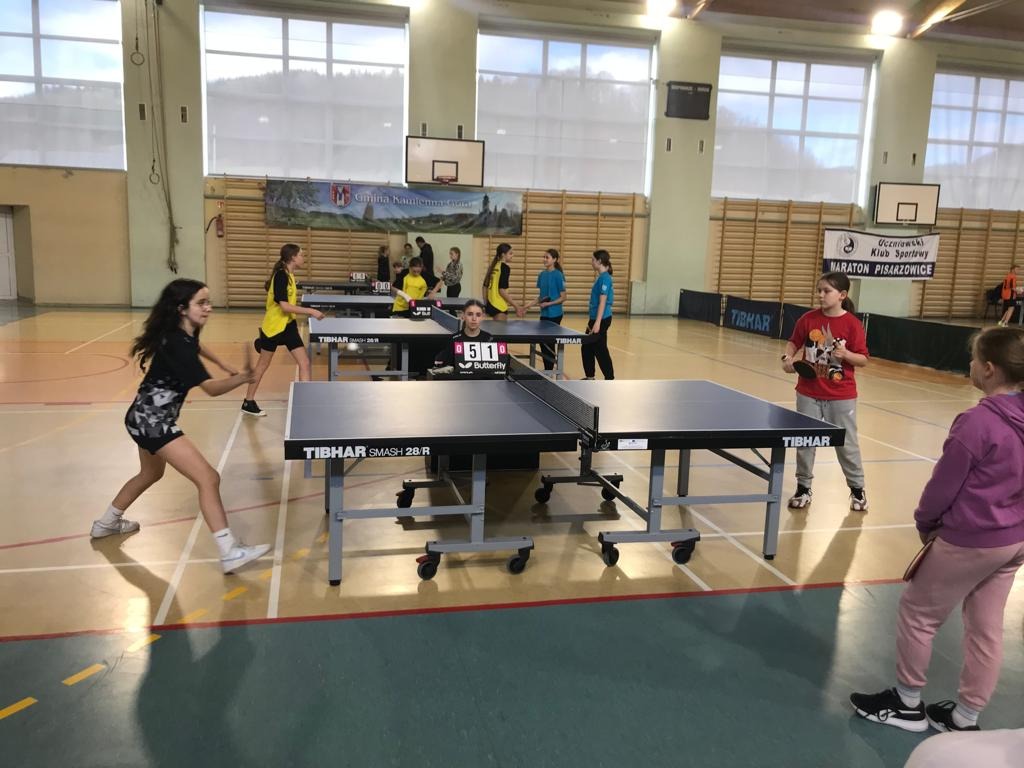 Mistrzostwa Strefy Jeleniogórskiej w tenisie stołowym dziewcząt - Obrazek 4