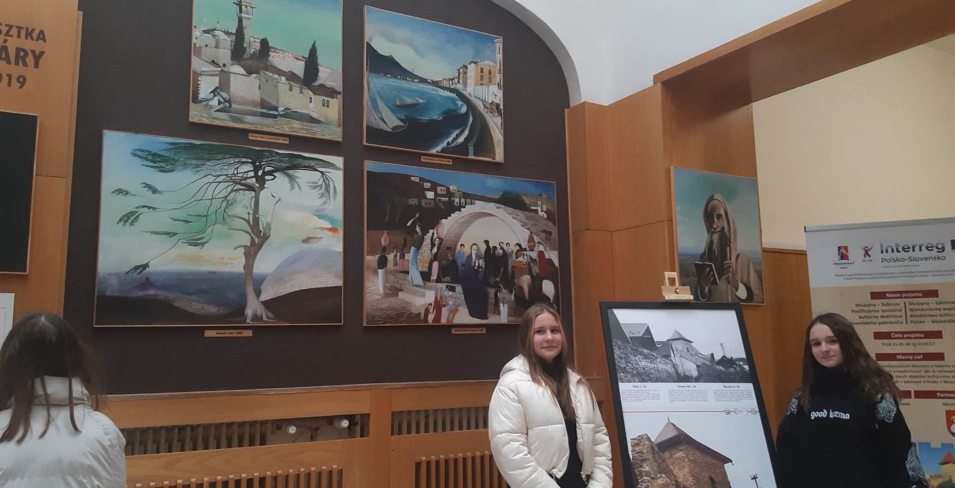 Návšteva umeleckých expozícií na Mestskom úrade v Sabinove - Obrázok 1