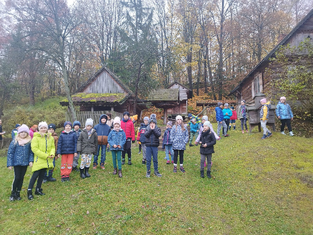 Wycieczka do Skansenu w Nowogrodzie oraz farmy dyń "Edynia" w Jednaczewie