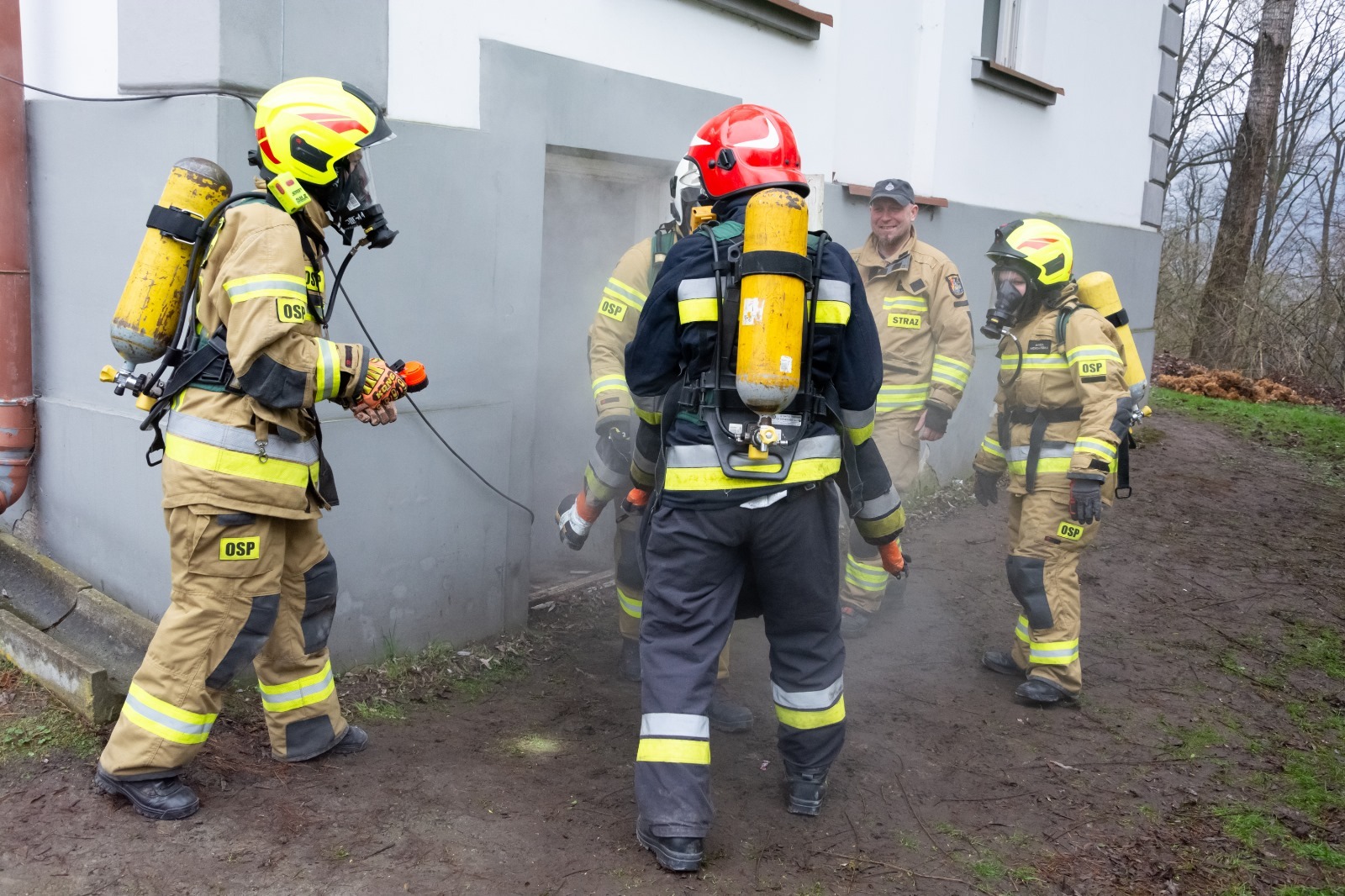 Ćwiczenia praktyczne klasy pożarniczej - Obrazek 2