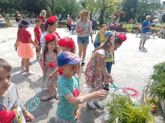 Festiwal Kwiatów - bańki mydlane 
