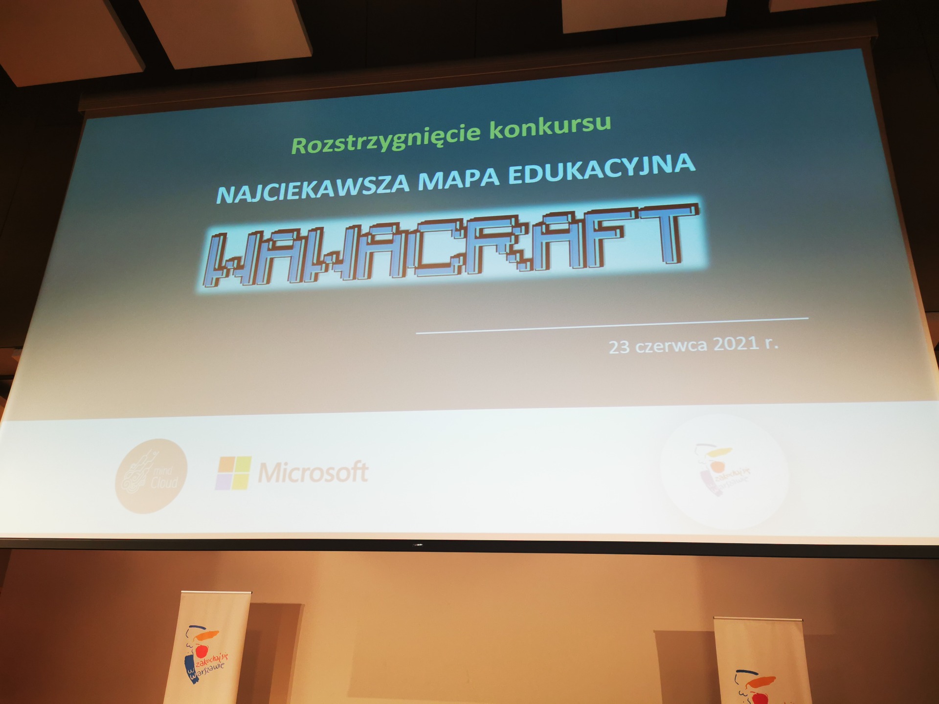 Wyniki konkursu WawaCraft - II miejsce dla uczennic klasy 7  SP 109  - Anny Hoffman i Aleksandry Zborowskiej  - Obrazek 1