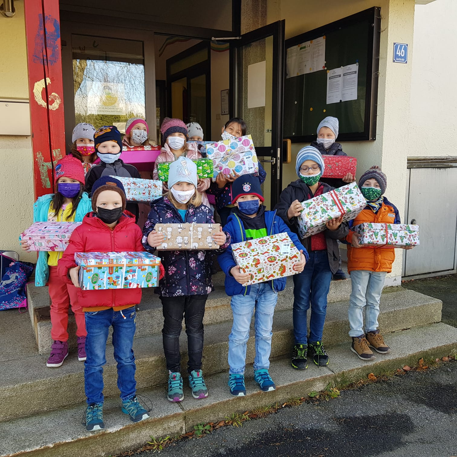 Spendenaktion der Schulen am Dreisessel und der Grundschule am Haidweg - Bild 3