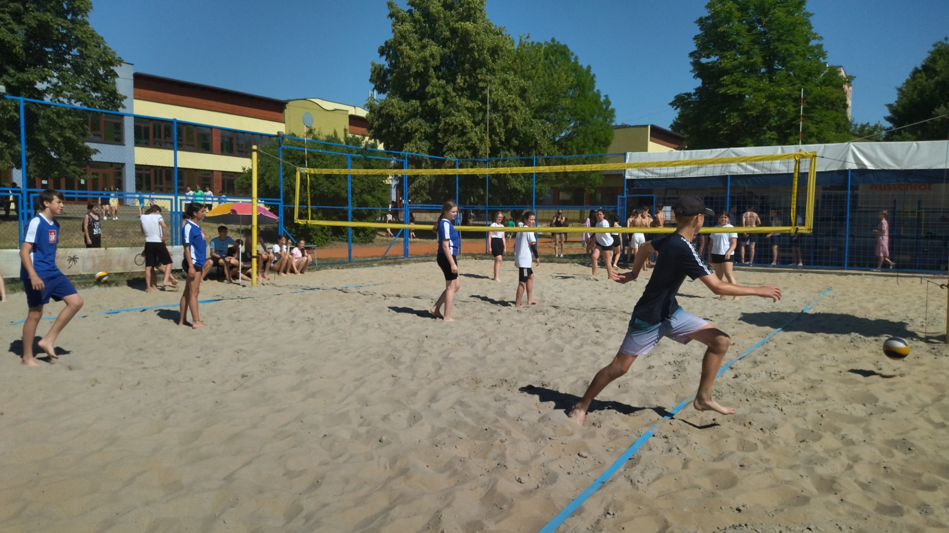 Súťaž v plážovom volejbale v Trebišove - Obrázok 4