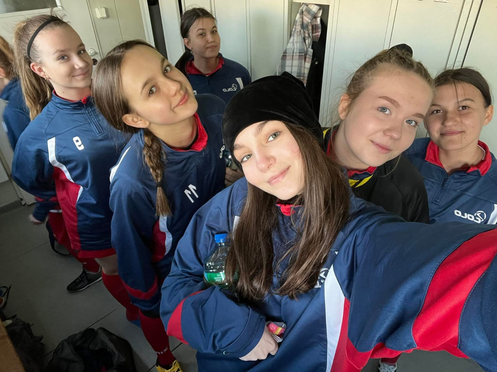 Mistrzostwa Powiatu w Piłce Nożnej Dziewcząt - Obrazek 1